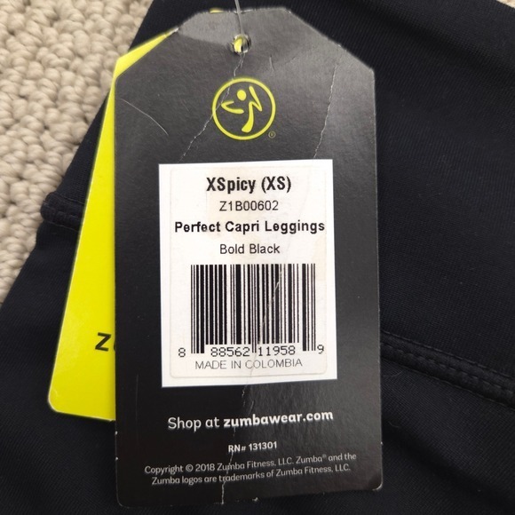 NWT Zumba Wear Perfect Capri Tights Bold‎ Black XSpicy XS Extra Small - Picture 4 of 9
